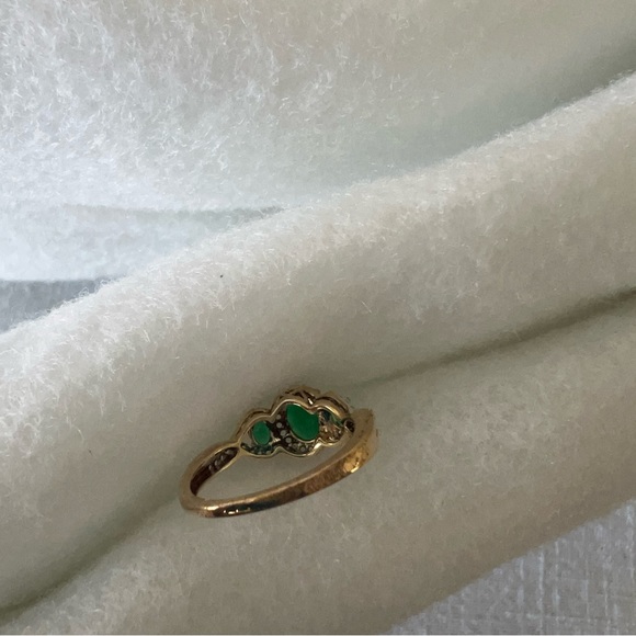 EMERALD in color RING - Picture 4 of 4